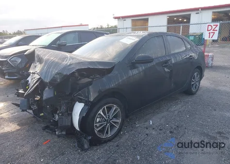 2024 Kia Forte Lxs из США, поврежденный, VIN 3KPF24AD8RE787667